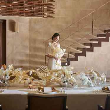 堅すぎない、大人な上質ウエディング