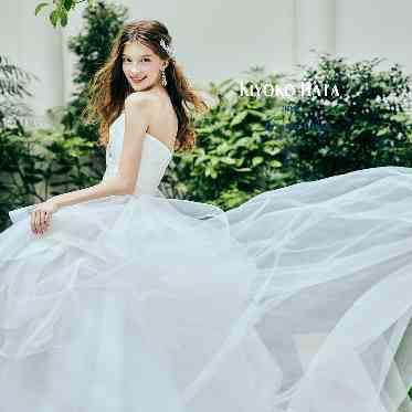 アルカンシエル luxe mariage 名古屋 KIYOKO HATA ×Arcencielのコラボドレス