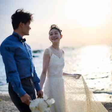 SCAPES THE SUITE(スケープス ザ スィート) 沈みゆく夕日を背景に想いでの1枚を