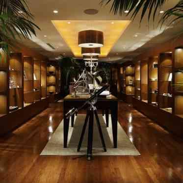 SCAPES THE SUITE(スケープス ザ スィート) お打ち合わせは東京サロンでも相談可。忙しいお二人をサポートするご準備サイトも。