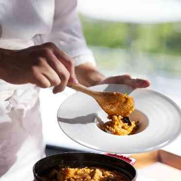 SCAPES THE SUITE(スケープス ザ スィート) 地産地消に拘った素材でもてなす、ここでしか味わえない一皿。