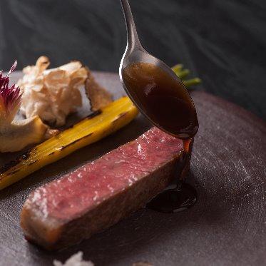 SCAPES THE SUITE(スケープス ザ スィート) 目の前で仕上げるライブ感も演出のひとつ