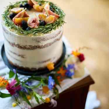 SCAPES THE SUITE(スケープス ザ スィート) イチからオリジナルでデザインするおふたりだけのウェディングケーキ