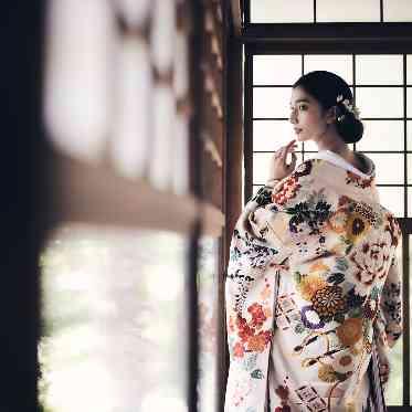 SCAPES THE SUITE(スケープス ザ スィート) 気持ちも凛とする和装は、職人が丁寧に作り上げた美しさ。