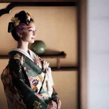 SCAPES THE SUITE(スケープス ザ スィート) 気持ちも凛とする和装は、職人が丁寧に作り上げた美しさ。