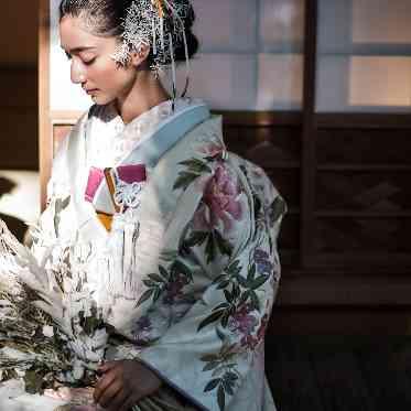 SCAPES THE SUITE(スケープス ザ スィート) 気持ちも凛とする和装は、職人が丁寧に作り上げた美しさ。