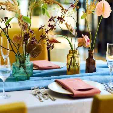 SCAPES THE SUITE(スケープス ザ スィート) 専属のフラワーデコレーターが手掛けるオリジナルコーディネート