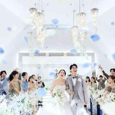 アルカンシエル横浜 luxemariage 祝福の笑顔とフラワーシャワーに包まれて