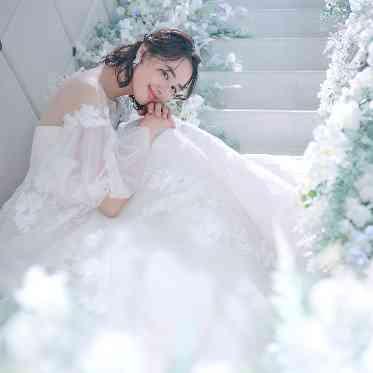 アルカンシエル横浜 luxemariage 階段は入場だけでなくフォトスポットとしても魅力的