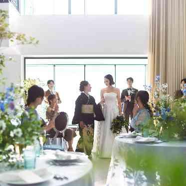 アルカンシエル横浜 luxemariage 開放的で特別な空間での中座シーン