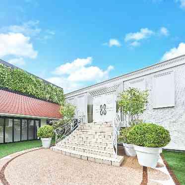 アルカンシエル横浜 luxemariage 【2022年1月完成】チャペルガーデンが新たに生まれ変わりました!