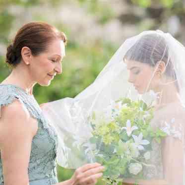 Argent Parme(アージェントパルム) ●BRASSグループ 優しい光に包まれ行うヴェールダウン