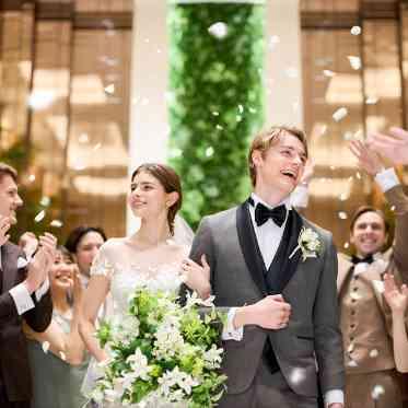 Argent Parme(アージェントパルム) ●BRASSグループ 退場時にフラワーシャワーを行うのもおすすめ!