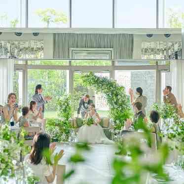 Argent Parme(アージェントパルム) ●BRASSグループ ソファスタイルでアットホームなパーティ