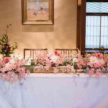 料亭 か茂免 フローリストと直接装花の打ち合わせができる『こだわりプラン』もおすすめ。