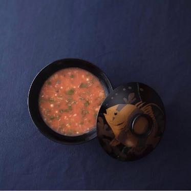 料亭 か茂免 春には桜をイメージして「桜花椀」