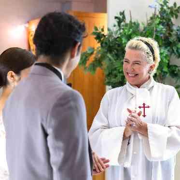 AILE d’ANGE garden(エル・ダンジュ ガーデン) 専属のキャンディー牧師