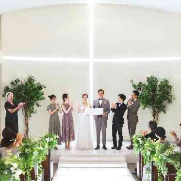 AILE d’ANGE garden(エル・ダンジュ ガーデン) 柔らかな光と大切なゲストに包まれた挙式を