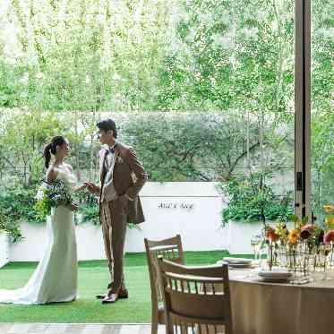 AILE d’ANGE garden(エル・ダンジュ ガーデン) パーティー会場に隣接するガーデンにでて