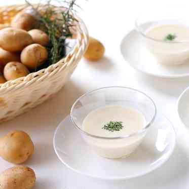 AILE d’ANGE garden（エル・ダンジュ ガーデン） お爺さまが愛情込めて作ったじゃがいもでポタージュスープを手作り