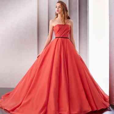 AILE d’ANGE garden(エル・ダンジュ ガーデン) 柔らかなレッドのドレス