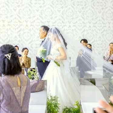 AILE d’ANGE NAGOYA(エル・ダンジュ ナゴヤ) 親御様と歩く、バージンロード