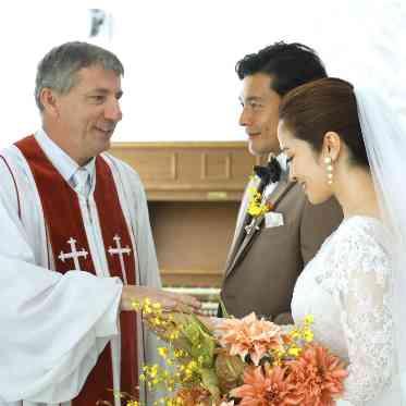 AILE d’ANGE NAGOYA(エル・ダンジュ ナゴヤ) 専属牧師とつくるふたりだけの挙式