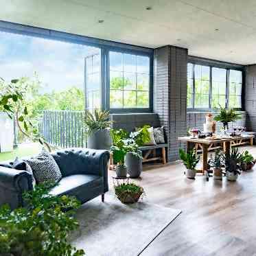 AILE d’ANGE NAGOYA(エル・ダンジュ ナゴヤ) 会場に隣接するインナーテラス