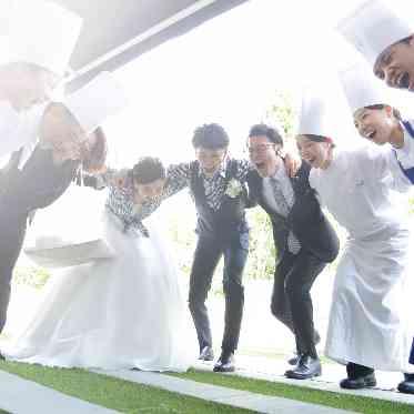 AILE d’ANGE NAGOYA(エル・ダンジュ ナゴヤ) 結婚式前には、当日まで友に作ってきたスタッフと円陣を組んでスタートすることも!?