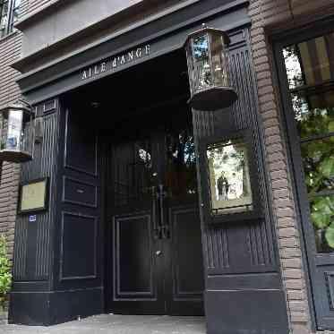 AILE d’ANGE NAGOYA(エル・ダンジュ ナゴヤ) オシャレな外観は海外映画のよう