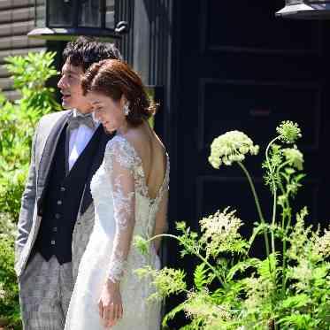 AILE d’ANGE NAGOYA(エル・ダンジュ ナゴヤ) 緑に囲まれた入り口