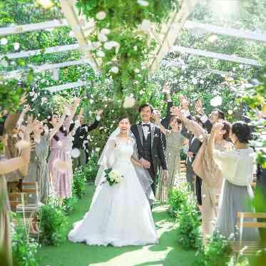 AILE d’ANGE NAGOYA(エル・ダンジュ ナゴヤ) 挙式後のフラワーシャワーも