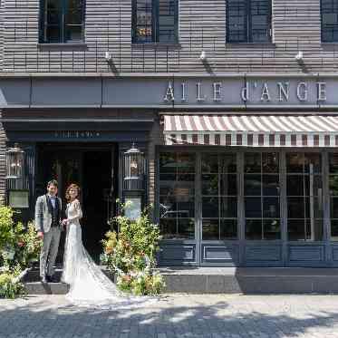 AILE d’ANGE NAGOYA(エル・ダンジュ ナゴヤ) 海外映画のような外観のRestaurant room