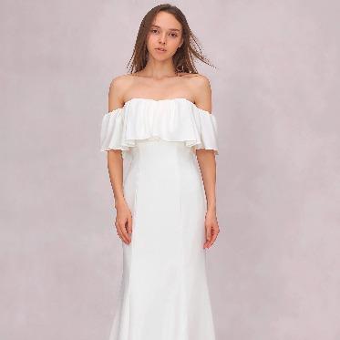 AILE d’ANGE NAGOYA(エル・ダンジュ ナゴヤ) 大人シンプルなスレンダードレス