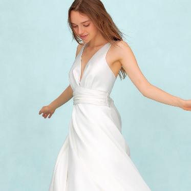 AILE d’ANGE NAGOYA(エル・ダンジュ ナゴヤ) ナチュラルに大人ドレスを着こなして