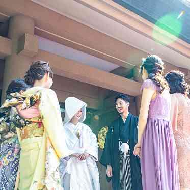 東郷神社・ルアール東郷 一万坪の自然に包まれた原宿の杜で上げる神前式。