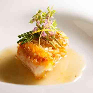 ザ フナツヤ 鯛の鱗揚げ