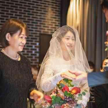 CEDAR THE CHOP HOUSE & BAR(セダー ザ チョップ ハウスアンドバー) セレモニーはゲストとの距離も近くアットホームで温かな時間に