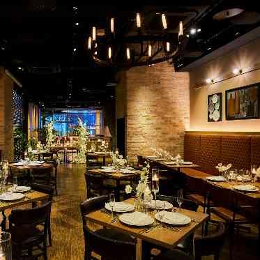 CEDAR THE CHOP HOUSE & BAR(セダー ザ チョップ ハウスアンドバー) 夕方~夜にかけてのナイトウェディングも人気!1.5次会や2次会もご案内!