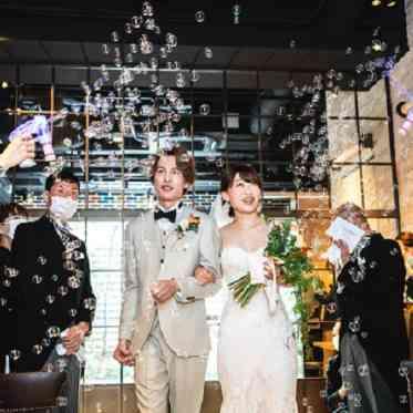 CEDAR THE CHOP HOUSE & BAR(セダー ザ チョップ ハウスアンドバー) 挙式の結びにはバブルシャワーで祝福を