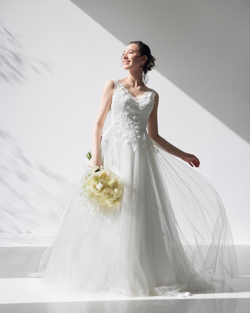 プレミア スカイ ウエディング/アールイズ・ウエディング ドレス・衣装