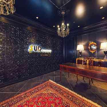 SUD RESTAURANT TERAKOYA/テイクアンドギヴ・ニーズウェディング 高級感溢れるエントランス