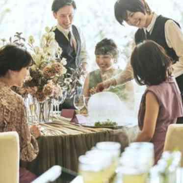 SUD RESTAURANT TERAKOYA/テイクアンドギヴ・ニーズウェディング ご親族様世代のゲスト対応も安心