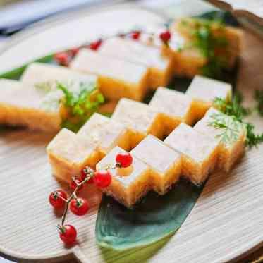 THE MAGNUS TOKYO (ザ マグナス トウキョウ) *上品な煮凝り