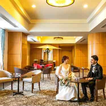 STAR GATE(スターゲイト)/ANAクランプラザホテルグランコート名古屋 挙式フロアも完全貸切。ゆっくりお待ち頂ける挙式専用待合スペースも完備しています。