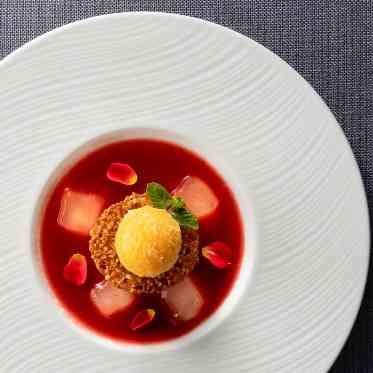 STAR GATE(スターゲイト)/ANAクランプラザホテルグランコート名古屋 目で舌で楽しめる美しいフレンチが魅力