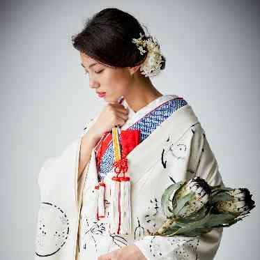 STAR GATE(スターゲイト)/ANAクランプラザホテルグランコート名古屋 「白無垢」でも、様々な柄やお色味がございます。