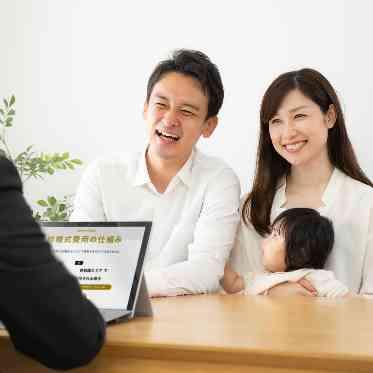 アーモニー アグレアーブル（旧マノワール・ディノ）/テイクアンドギヴ・ニーズウェディング 体調面を一番に考慮し、個室打合せやオンライン打合せと柔軟にサポート