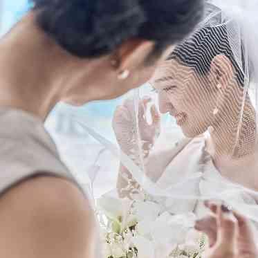 太陽が彩る自然の教会/アールイズ・ウエディング 太陽が彩る自然の教会