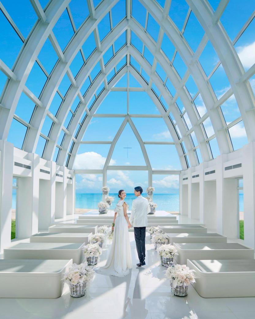 太陽が彩る自然の教会/アールイズ・ウエディング 挙式会場